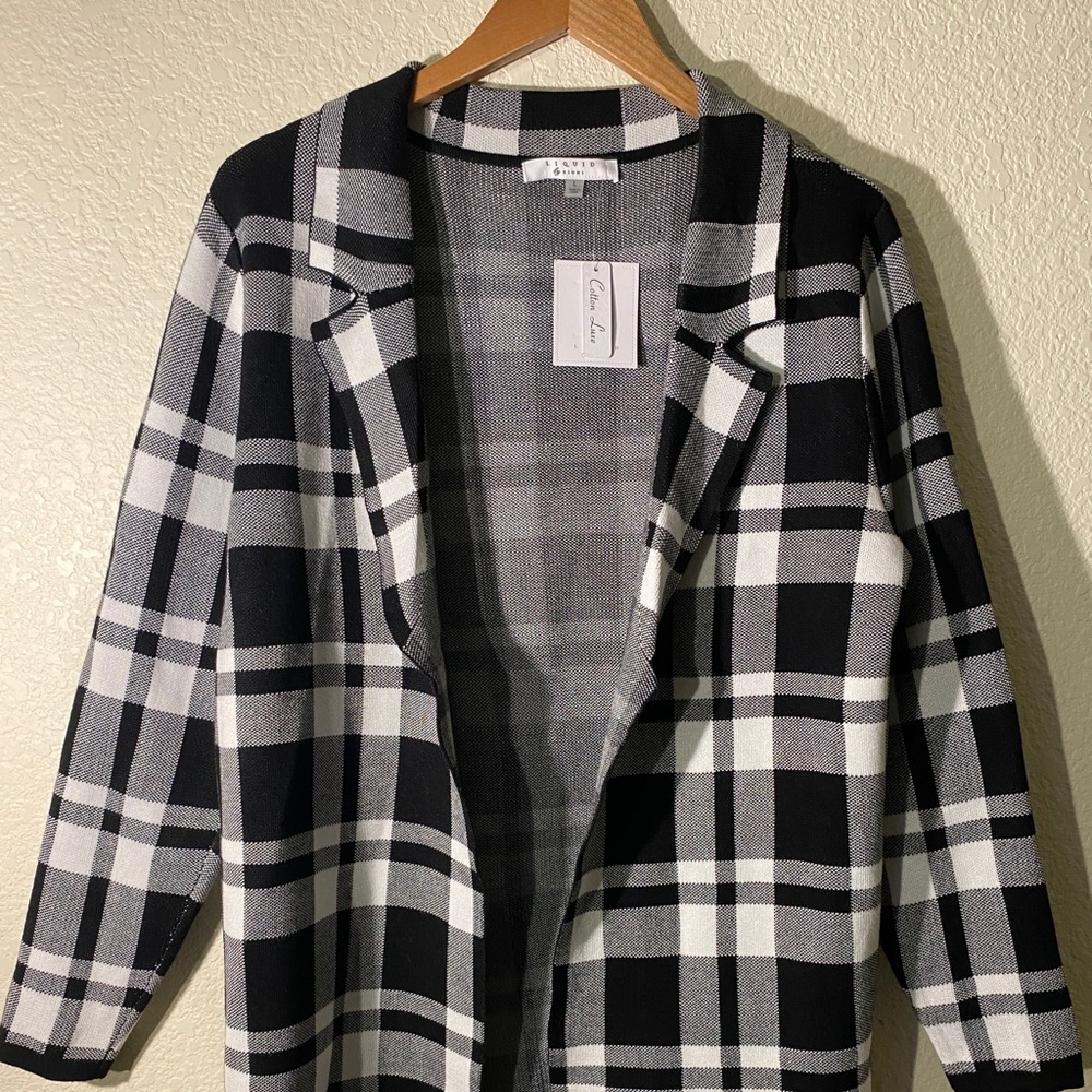 Liquid by Sioni Cardigan- Black & White